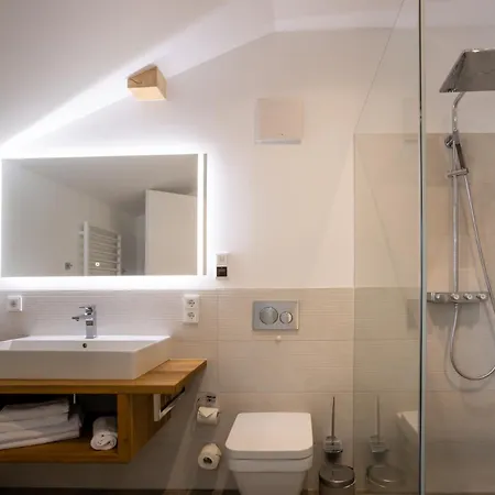 Apartment Beatrice - We 13 Mit Eigener Sauna, 2 Dachterrassen, Kleiner Meerblick Binz