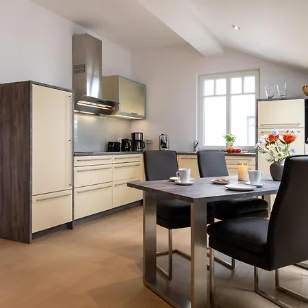 Beatrice - We 13 Mit Eigener Sauna, 2 Dachterrassen, Kleiner Meerblick شقة بينز